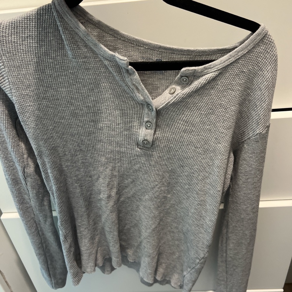 brandy melville gray long sleeve top